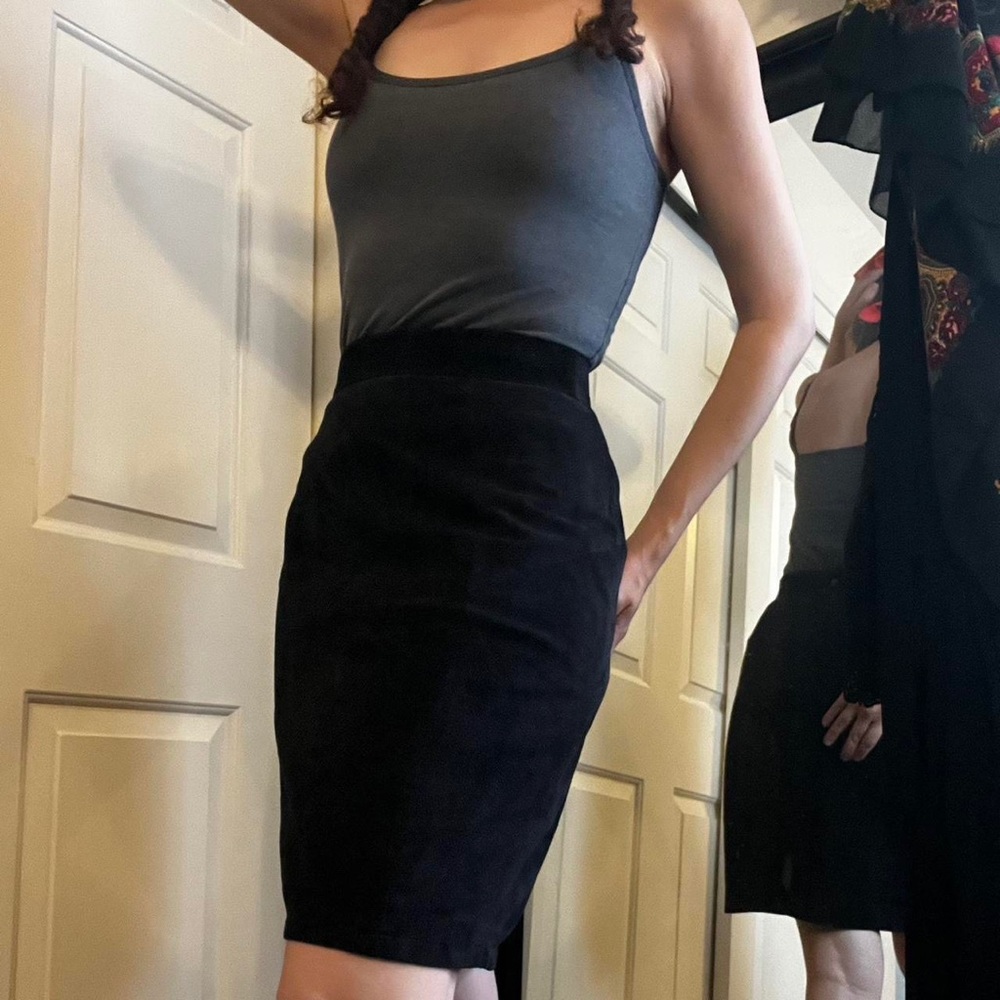 Tango black suede vintage pencil skirt